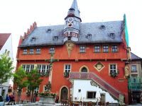 36 Ochsenfurt_Main-Rathaus mit Lanzentuermchen